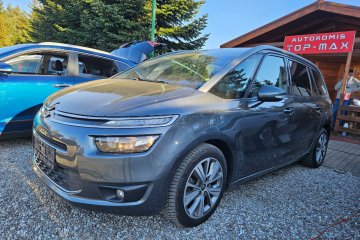 Automat , Kamera, 7 osób